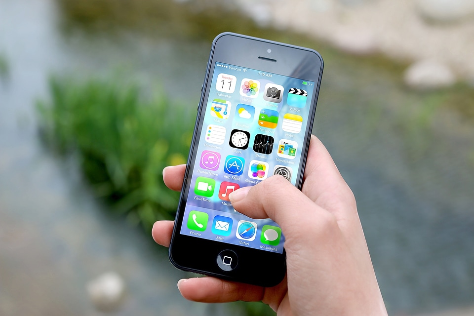 Apple inc mobile phone cell phone