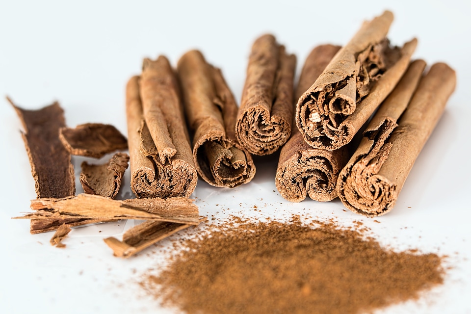 Flavoring cinnamon cooking