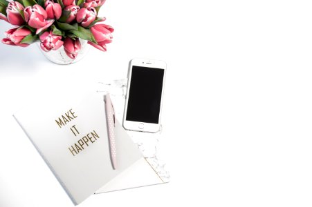 Silver Iphone 6 Beside Click Pen And Card