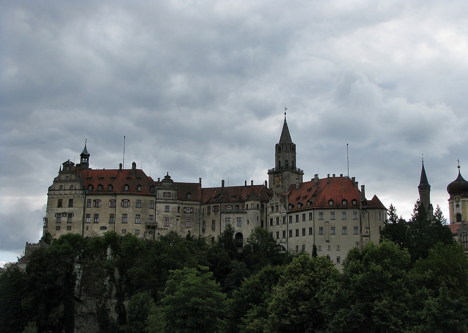 Princely castle seat lock fortress