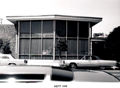 Menlo Park 1968 Santa Cruz Avenue - North Side Front