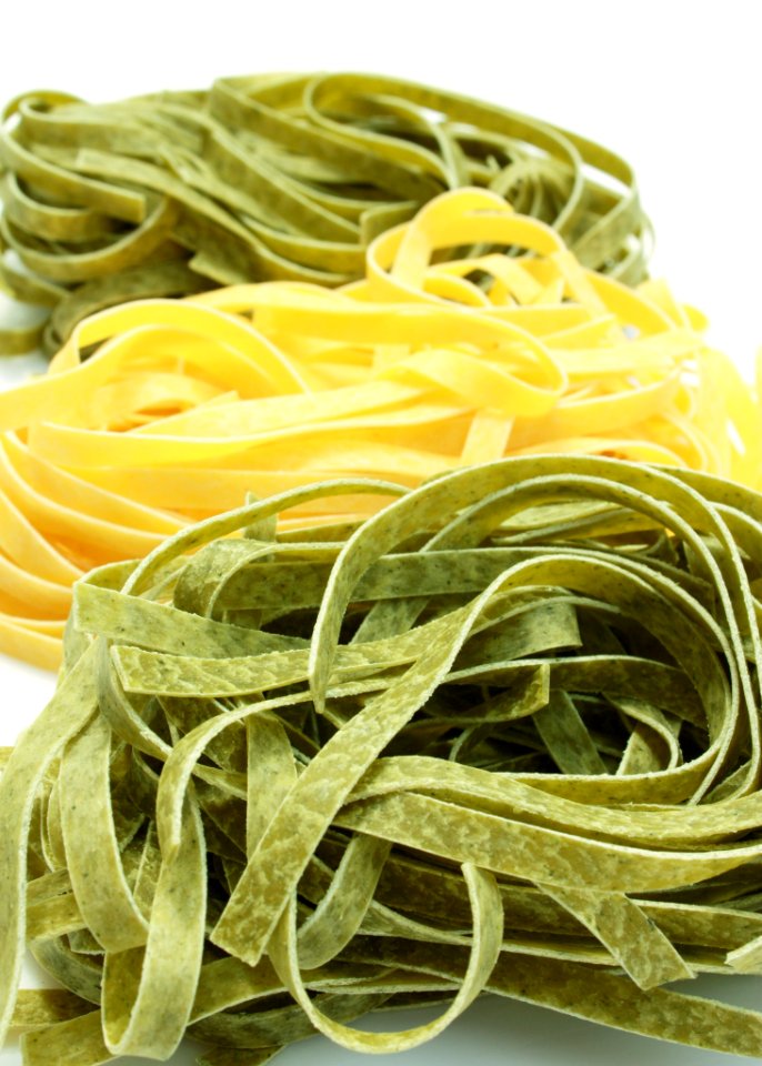 Al Dente Yellow Bucatini Spaghetti