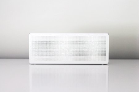 White Speaker