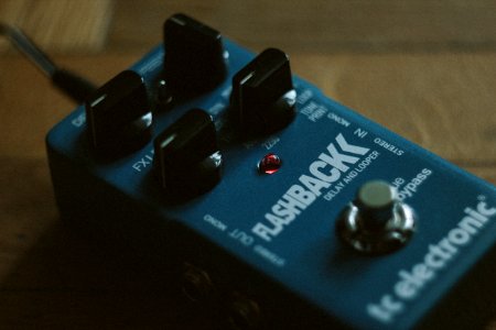 Delay And Looper Effect Pedal