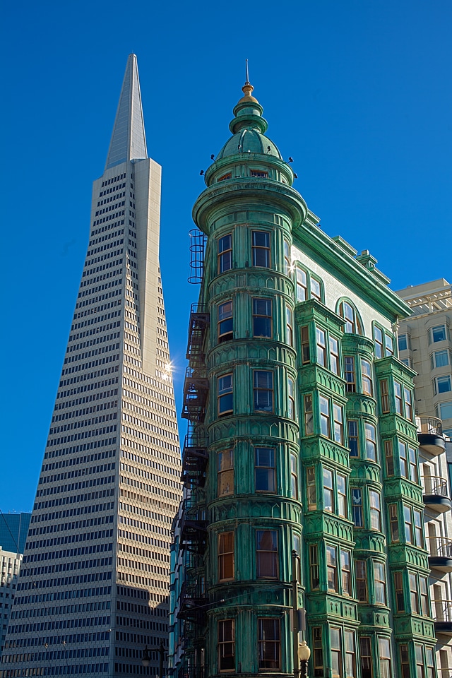 Financial district pyramid historic