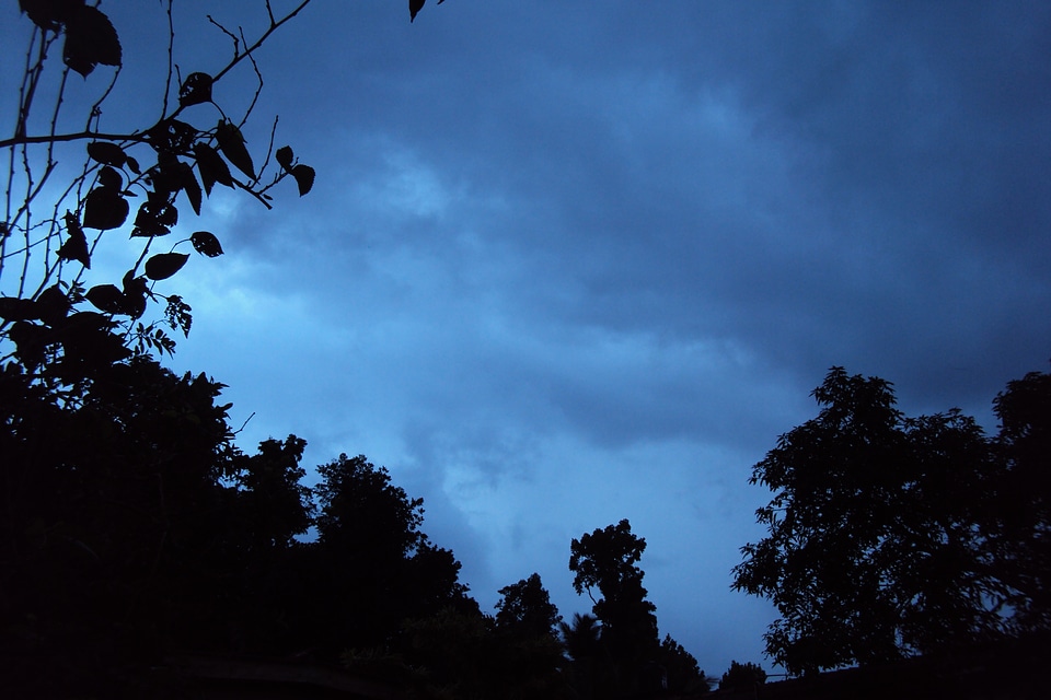 Night sky clouds