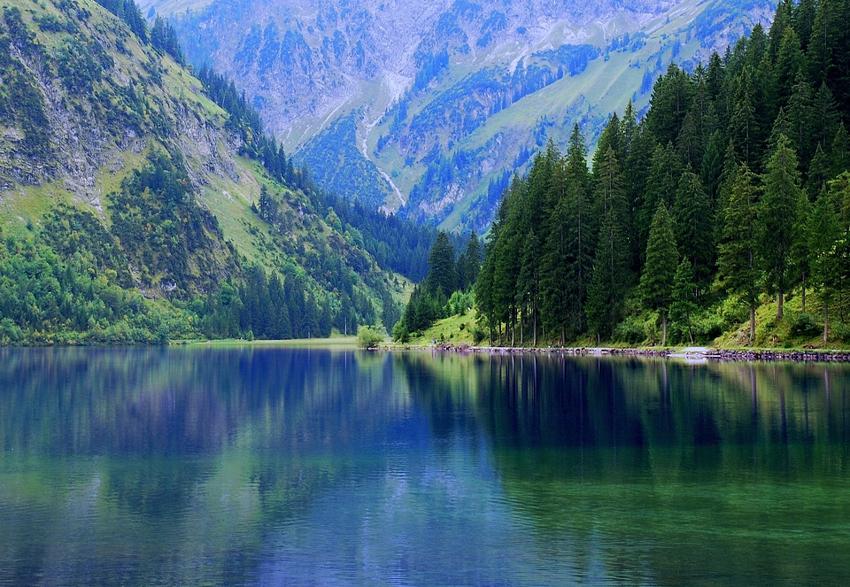 Alpine mountains bergsee