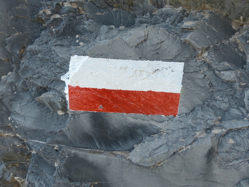 Long distance trail trail mark