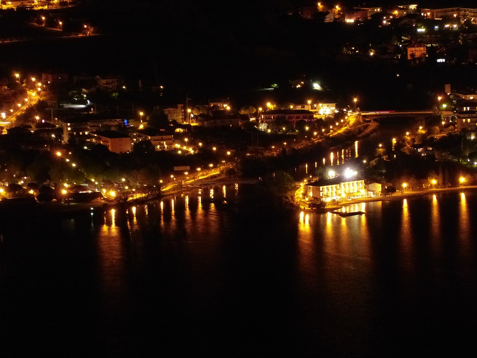 Sarca at night coast line