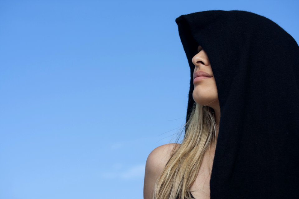 Beauty Shoulder Long Hair Neck