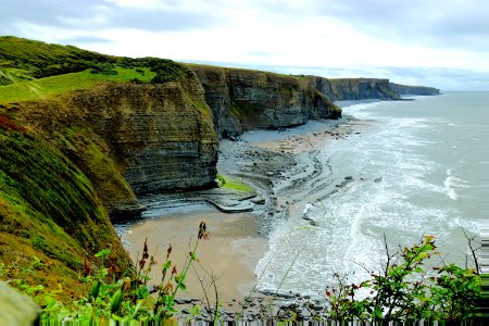 Coast Body Of Water Cliff Coastal And Oceanic Landforms