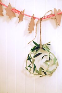 Clothes Hanger Product Design Paper Christmas Ornament