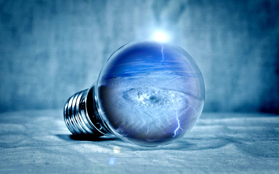Water Close Up Sphere Drop