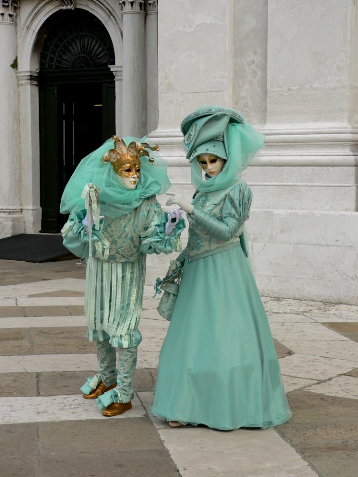 Green Outerwear Headgear Fashion