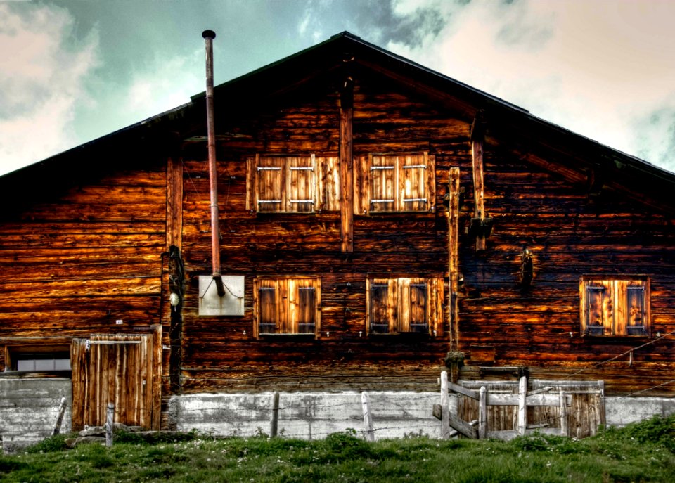 House Log Cabin Home Wood photo