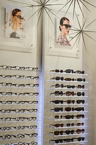 Optician exhibition lenses
