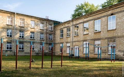 Теоретический лицей им ВМаяковского в Бельцах Liceul Teoretic V Maiakovski Din Balti photo