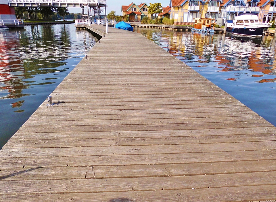 Boardwalk port water
