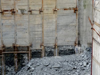 Looking East At The Excavation At Victoria And Richmond 2017 08 22 -b photo