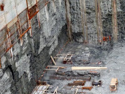 Looking East At The Excavation At Victoria And Richmond 2017 08 22 -i