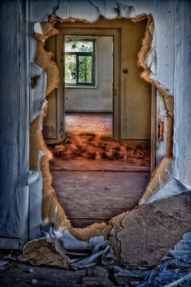 Building dilapidated lapsed