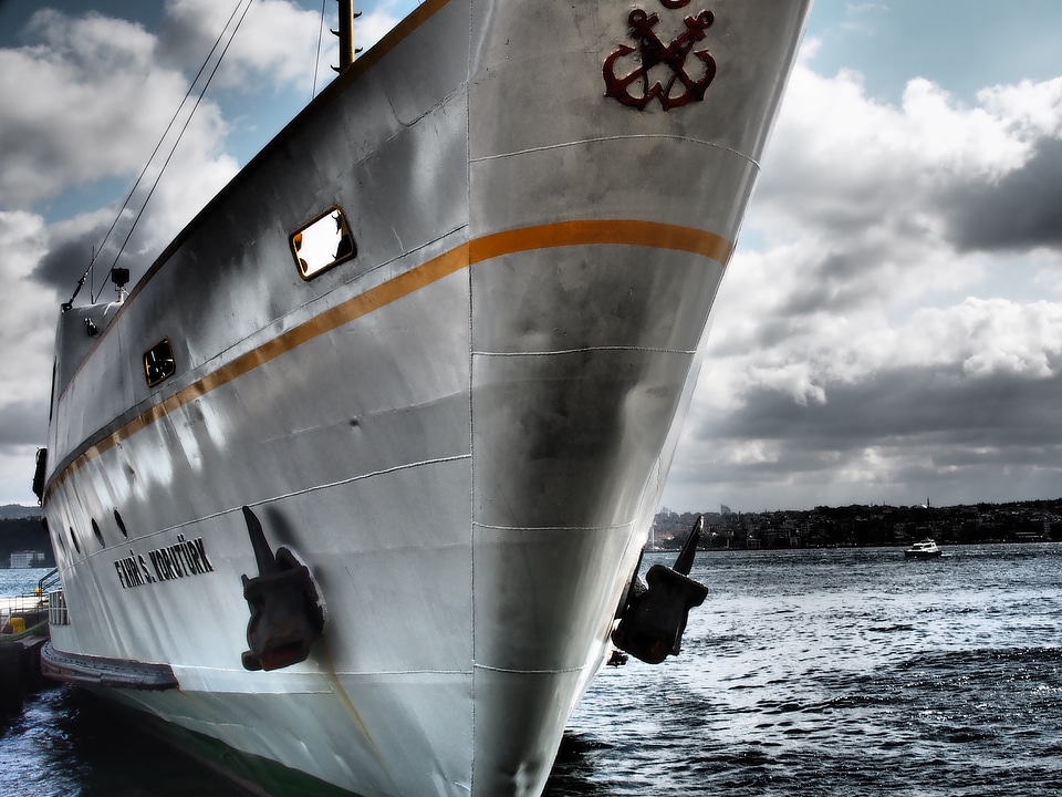 Boat istanbul bosphorus