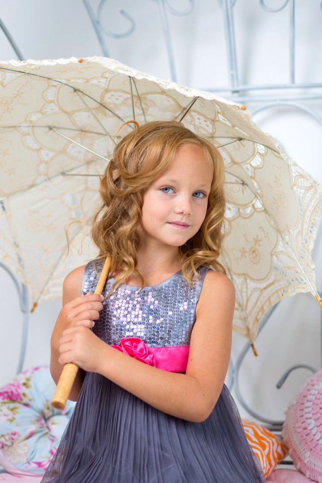 Pink Skin Human Hair Color Girl