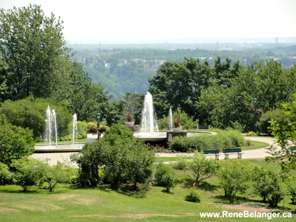 Fountain On The Plaines Of Abraham  Fontaine Sur Les Plaines DAbraham
