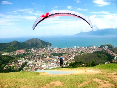 Paragliding photo