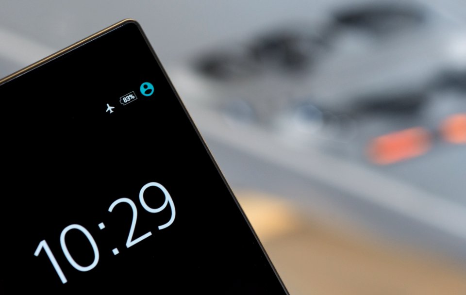 Mobile Phone With Clock