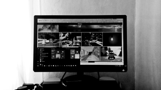 Desktop Computer photo