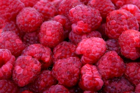 Natural Foods Raspberry Berry Fruit
