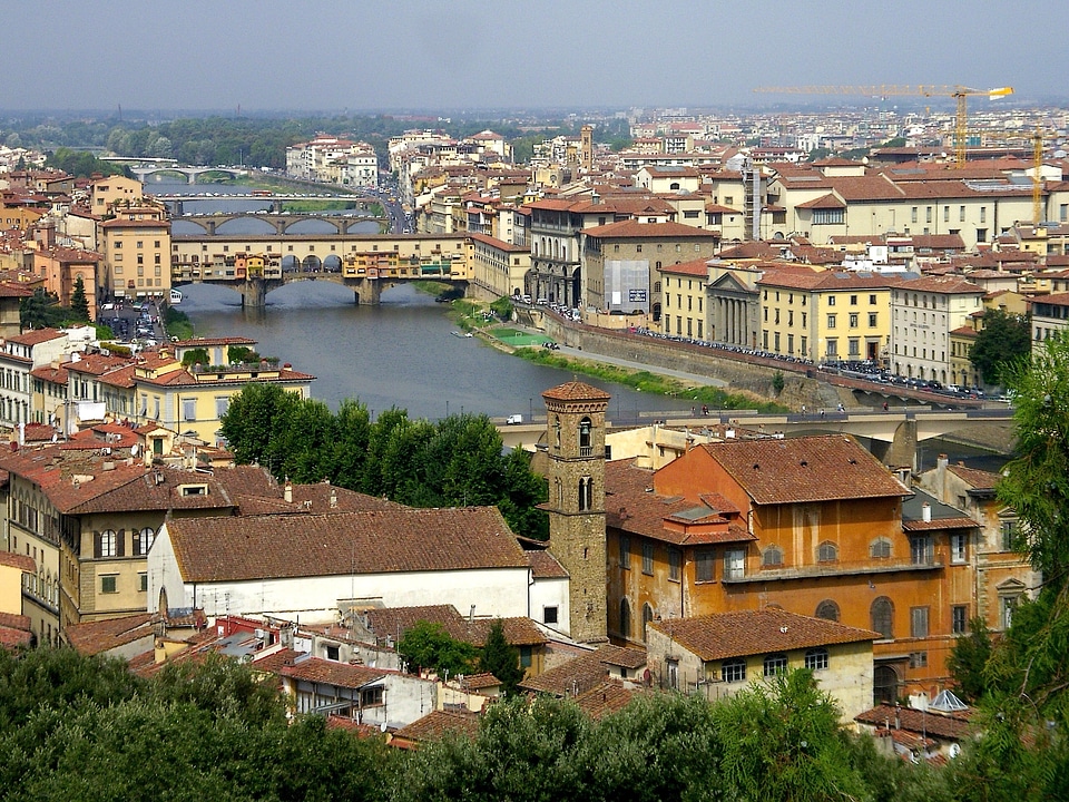 Toscana bridges arno