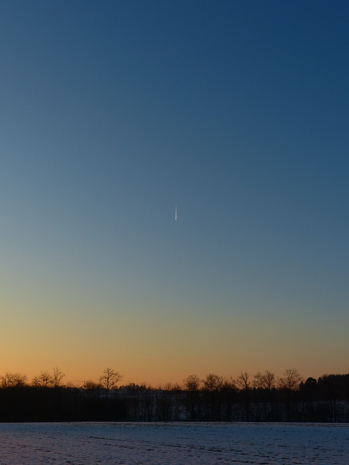 Tail shooting star meteorite