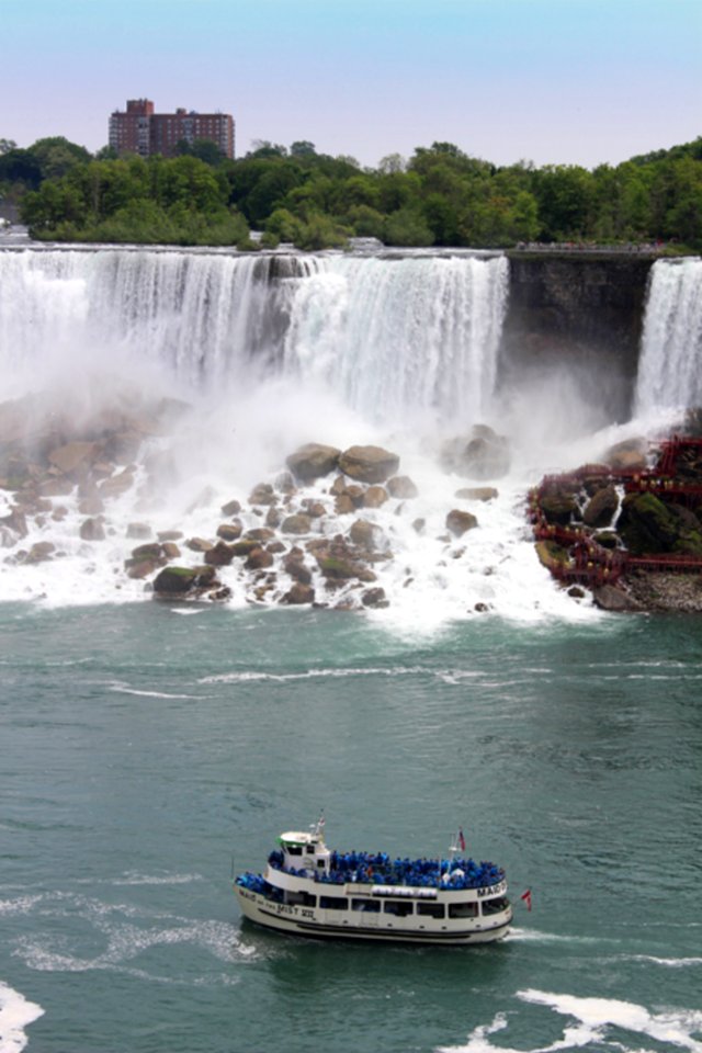 Maid Of The Mist Passes The American Falls