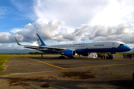 Secretary Kerrys Airplane