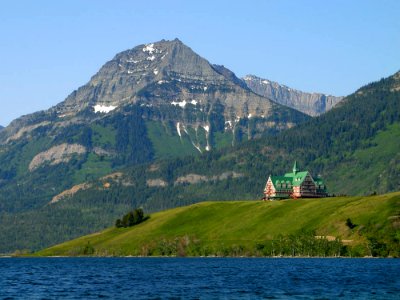 Waterton Lakes Prince Of Wales Hotel