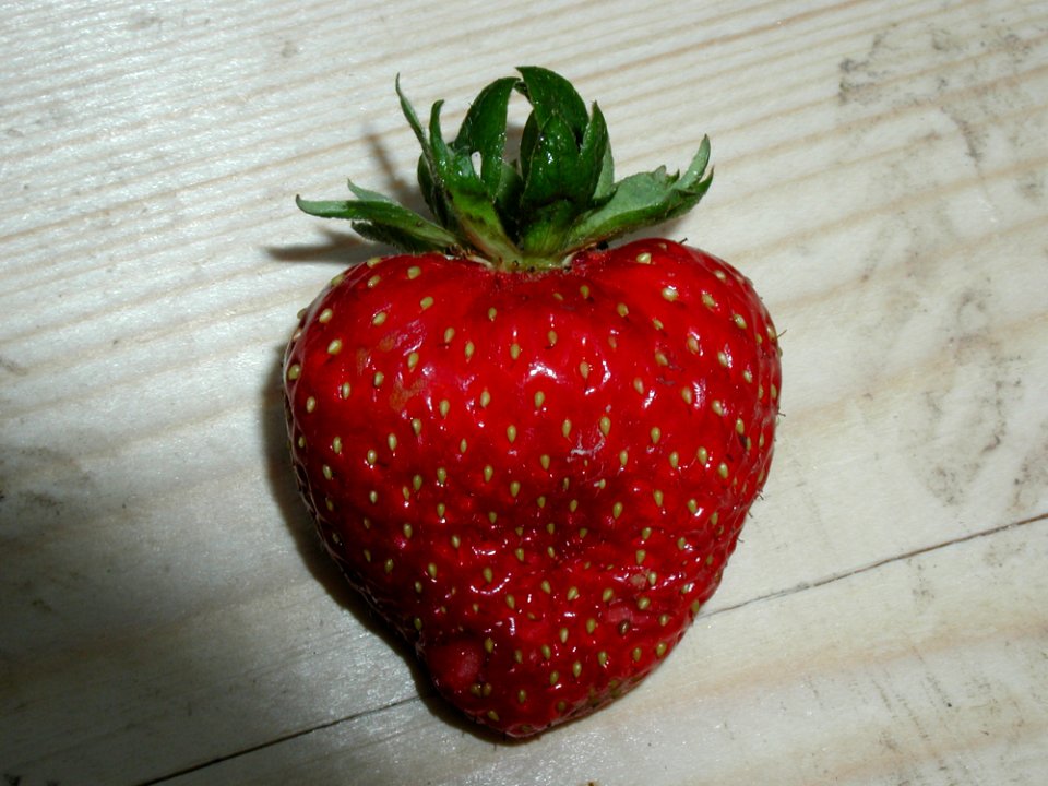Strawberry Glass 3