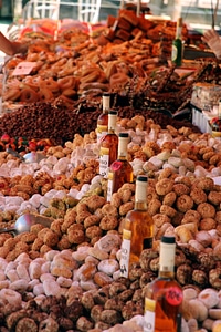 Candy wine confectionery