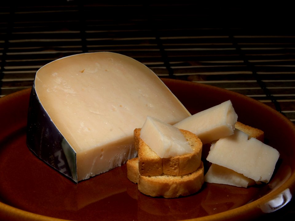 Midnight Moon Gouda