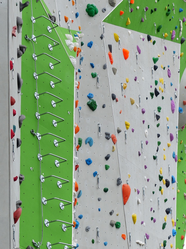 Climbing artificial climbing hall