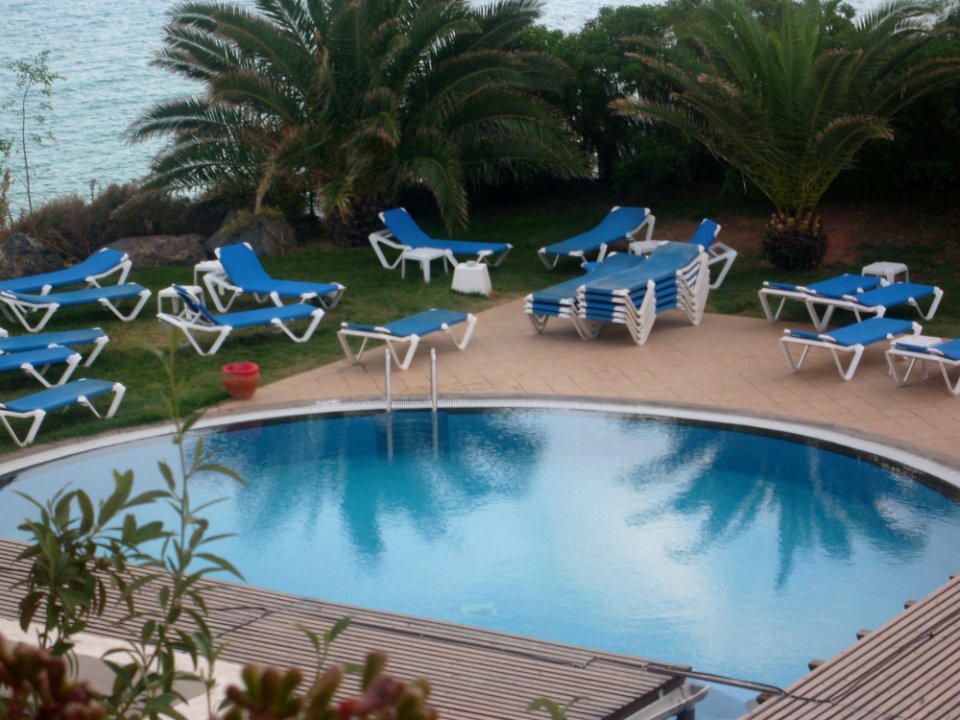 Hotel Swimming Pool