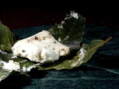 Cabecou Feuille Cheese