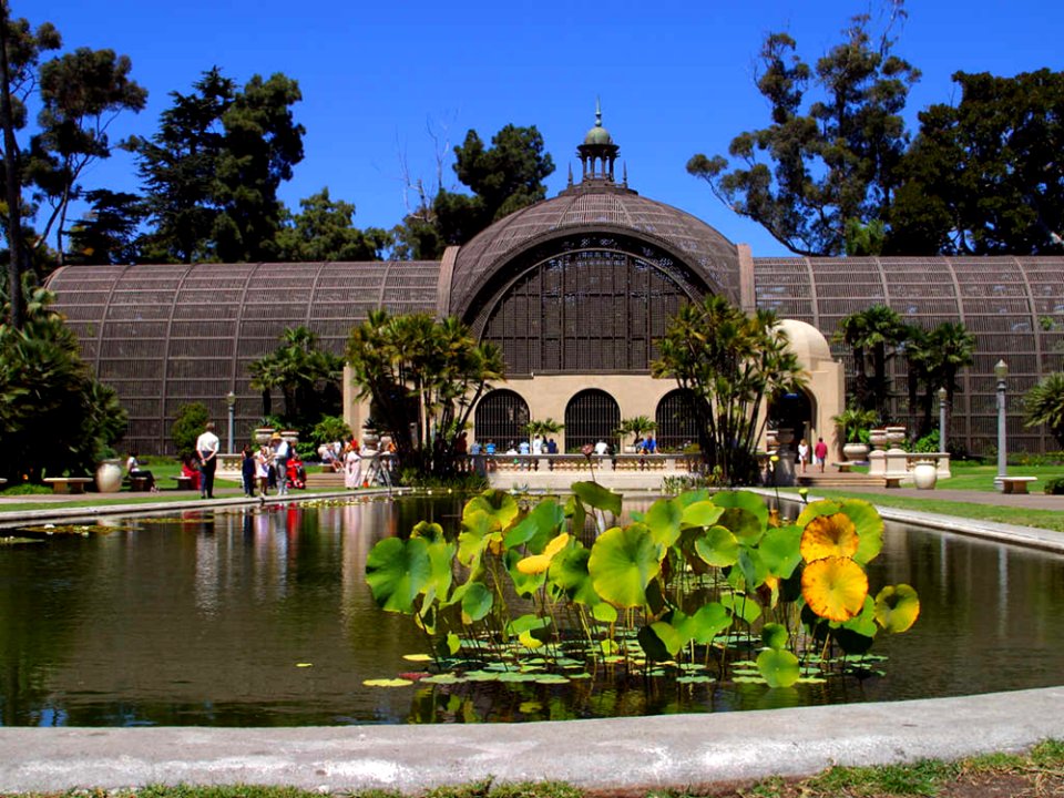 Botanical Building 3