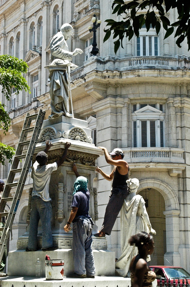 Ladder history havana