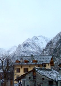 Alp House
