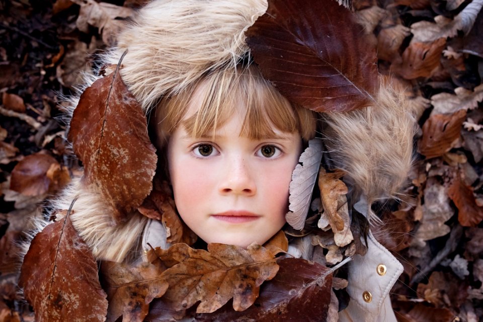 Fur Leaf Girl Autumn