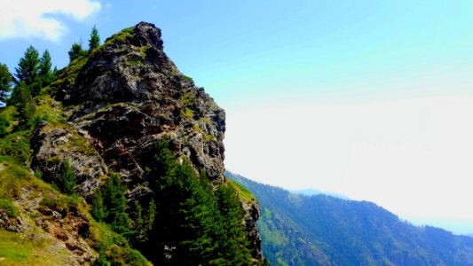 Green Grass Mountain Photo