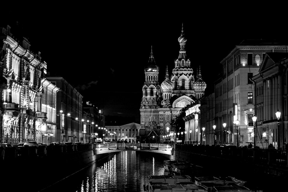 Night Landmark Reflection Black And White