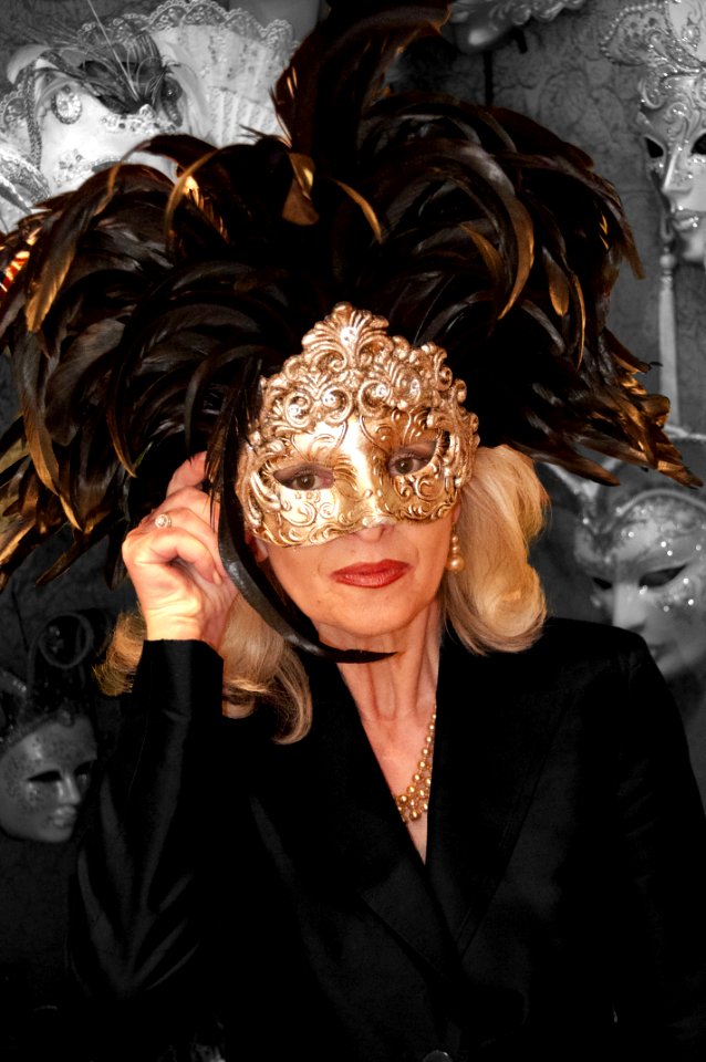 Venetian Carnival Mask - Maschera Di Carnevale - Venice Italy - Creative Commons By Gnuckx